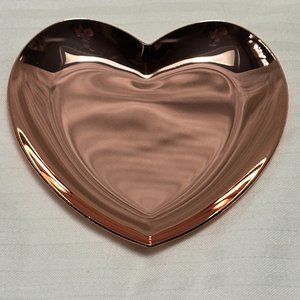NEW! VERY PRETTY ROSE GOLD METAL HEART SHAPED TRINKET DISH